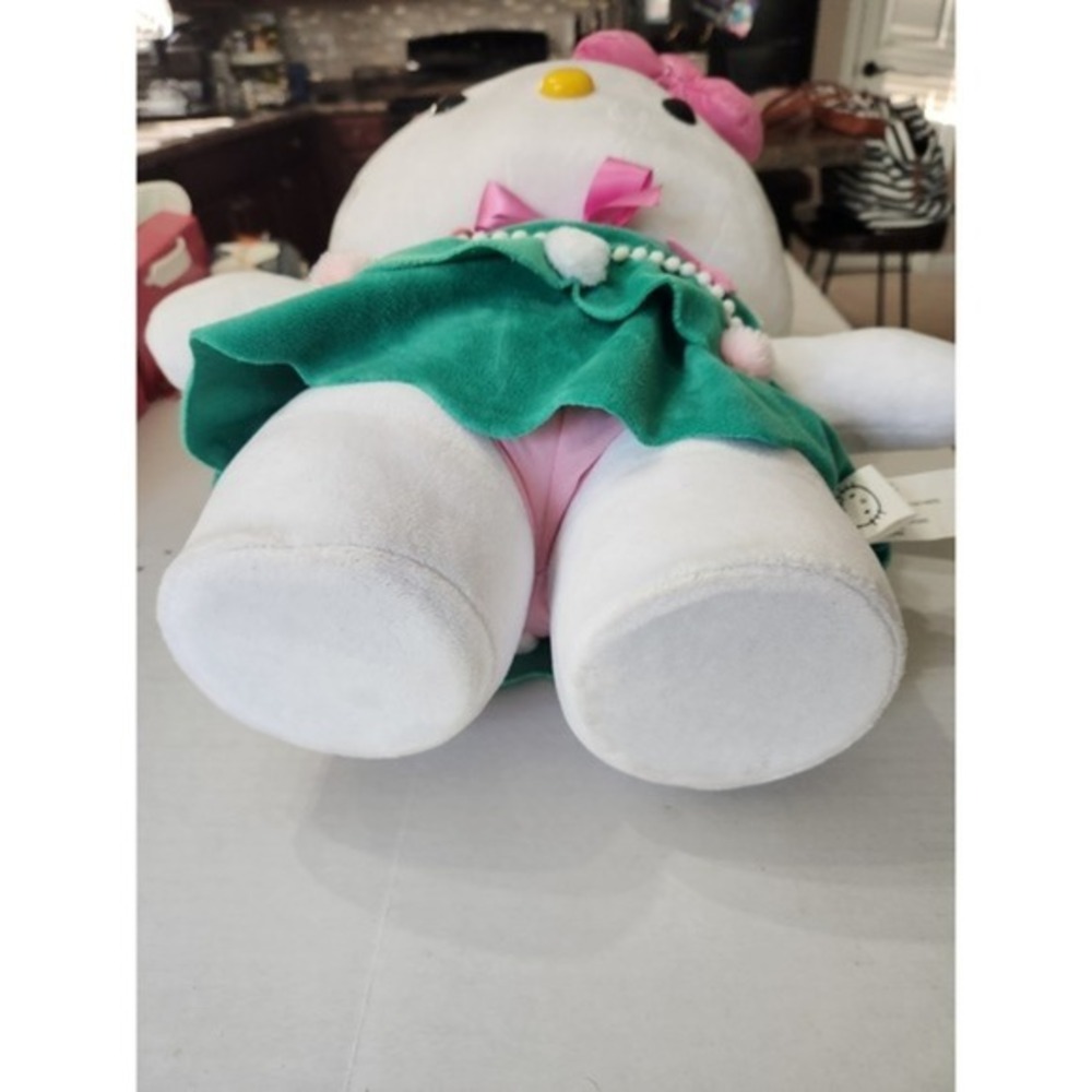 Hello Kitty 2024 Christmas Tree Plush Door Holiday Greeter - Picture 3 of 12